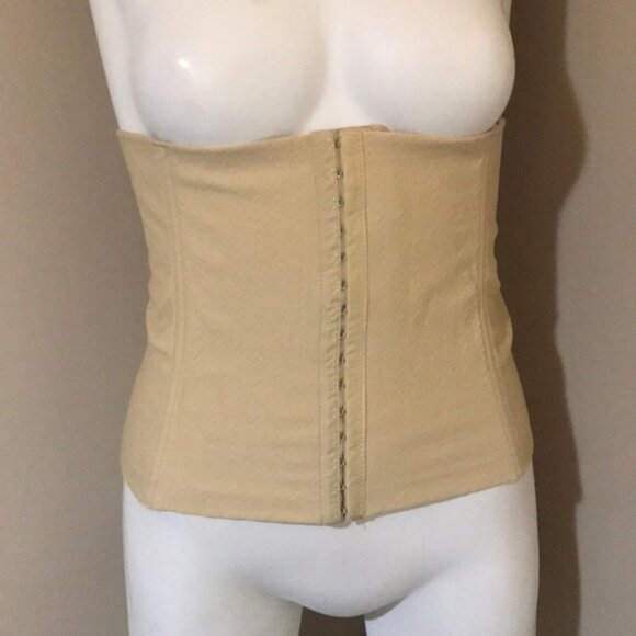 Waist clincher from Heavenly Shapewear - Picture 2 of 7
